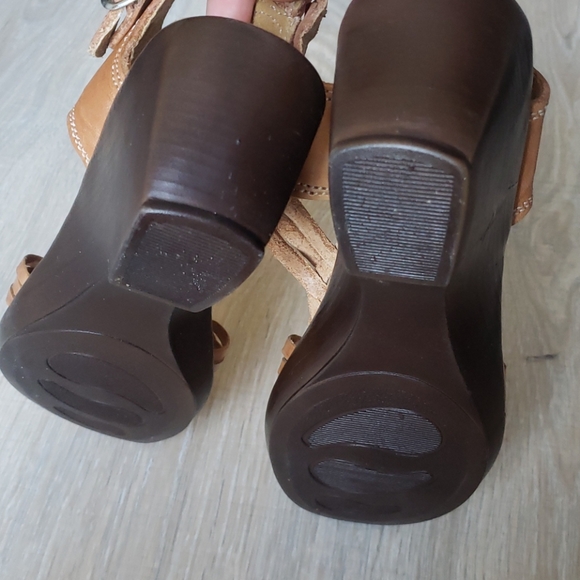 Wedges - Picture 5 of 5